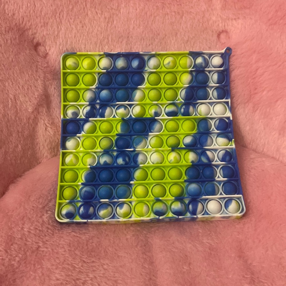 Giant 100 PopIt